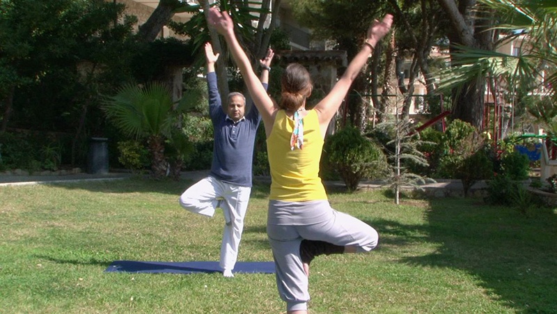 Yoga im Garten